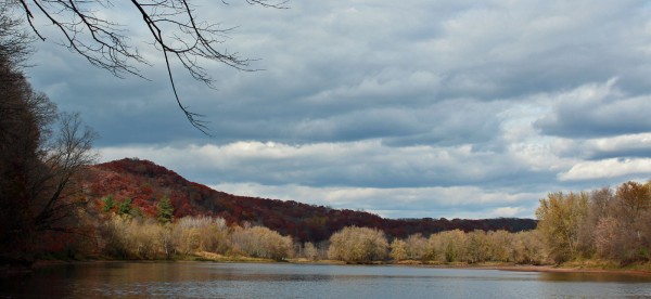 IMG_6586 River bluffs